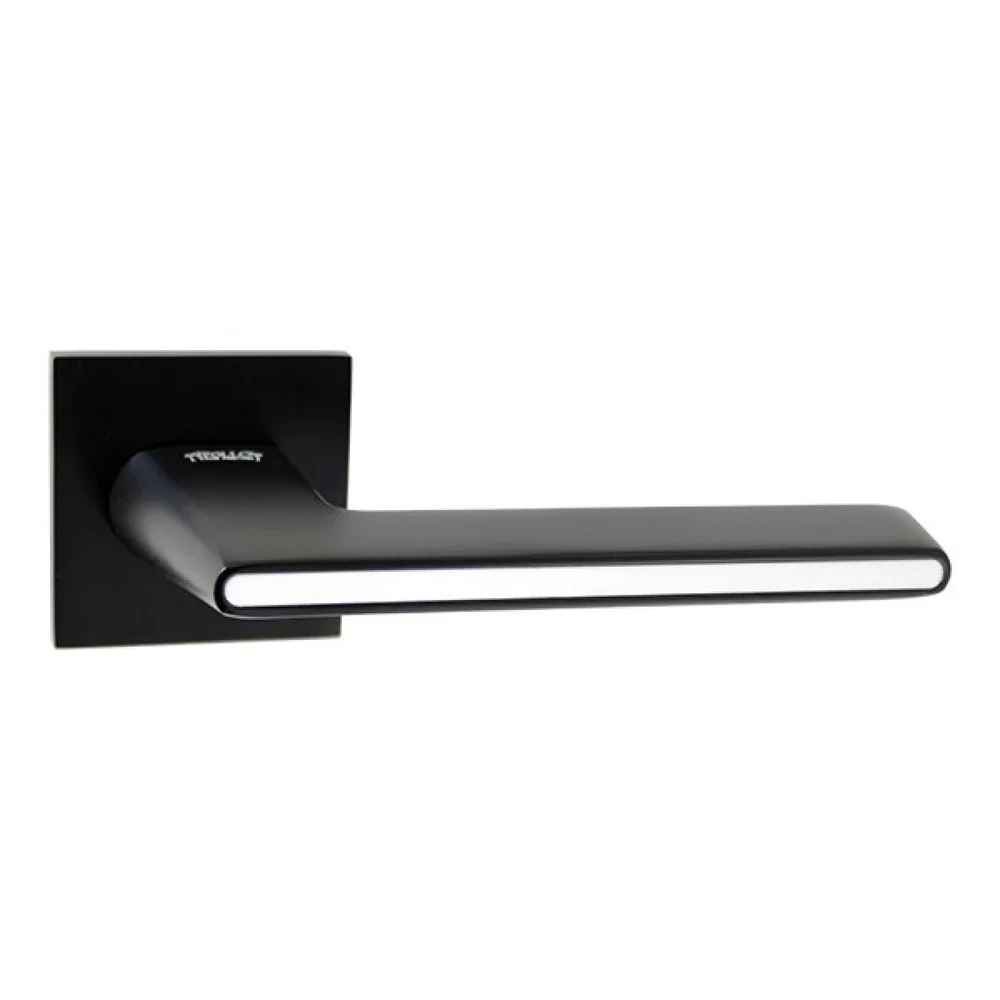 RAZOR Black/White